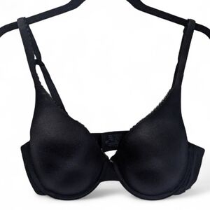La Vie En Rose Classic Black T Shirt Bra Size 36D. Comfort